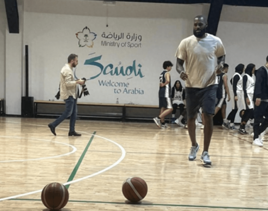 华体会体育-包含尤文图斯队员在社交媒体分享训练日常，球迷热议的词条  第2张