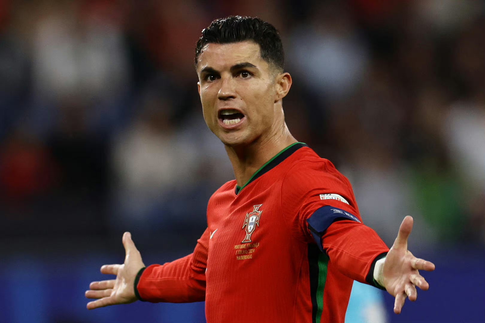 华体会登陆-欧洲足球巨星争霸，全程实时报道  第2张